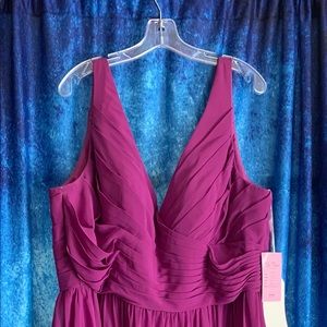 Da Vinci bridesmaid dress NWT